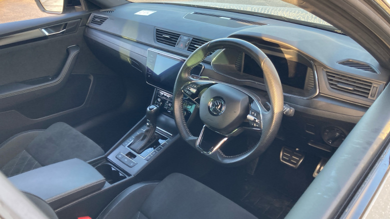 Skoda Superb 2.0 TSI 190 Sport Line Plus 5dr DSG Petrol Estate